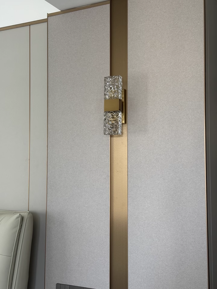 Crystal Wall Light