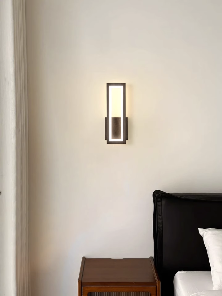 Antique Simple Wall Light