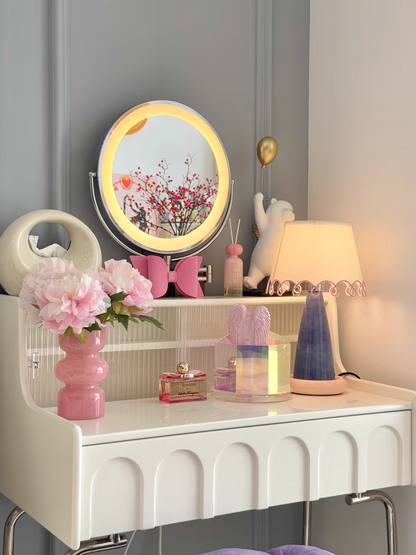 Elegant Cream Table Lamp – Modern Minimalist Design with LED