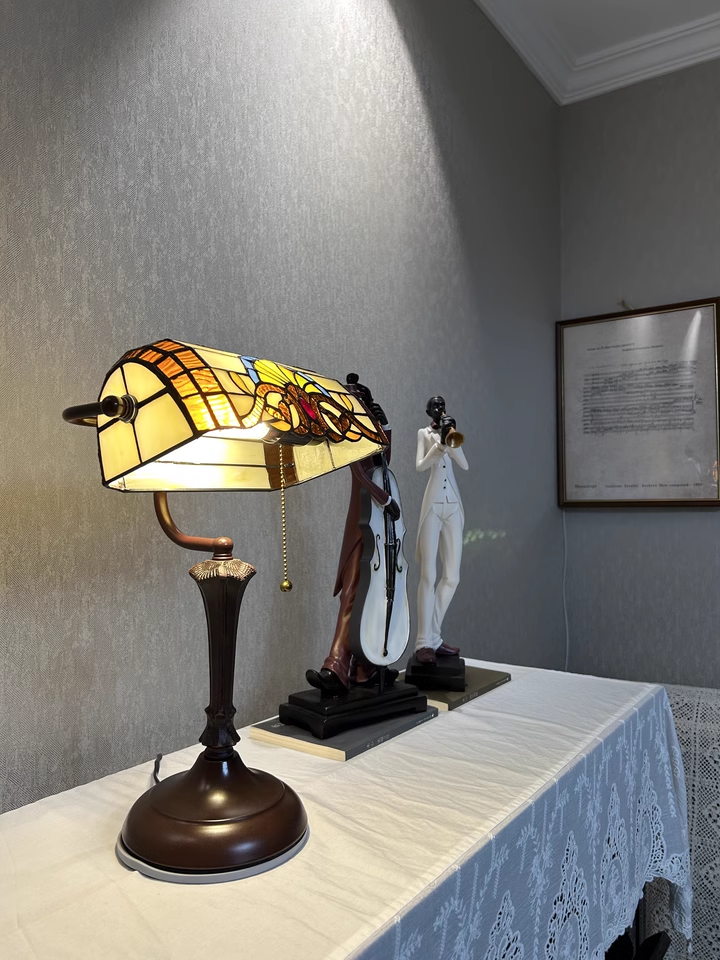 Baroque Vintage Table Lamp