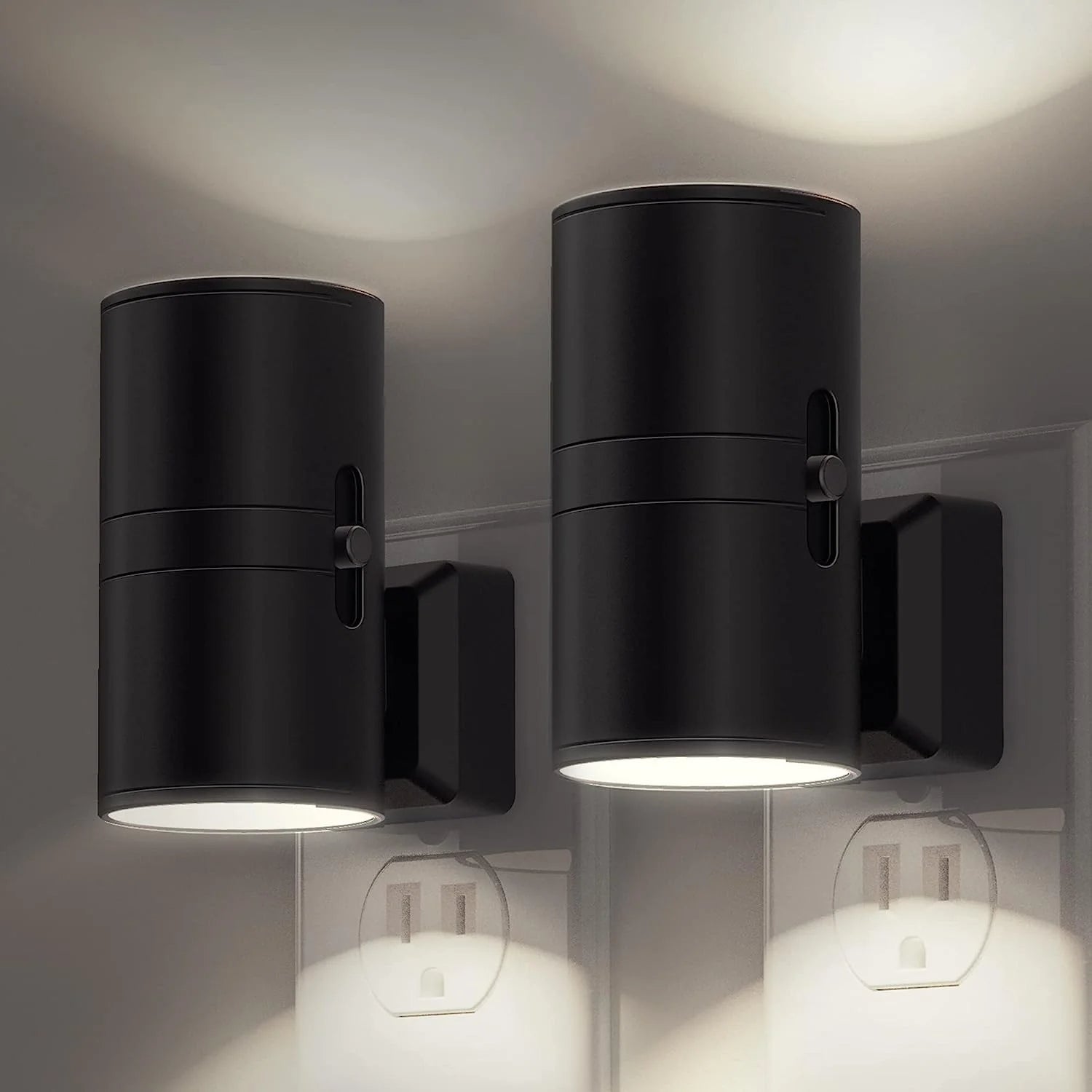 Plug-In Dimmable Night Light with Light Sensor