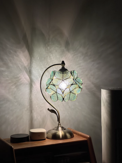 Blossom Table Lamp – Modern Minimalist Design with LED