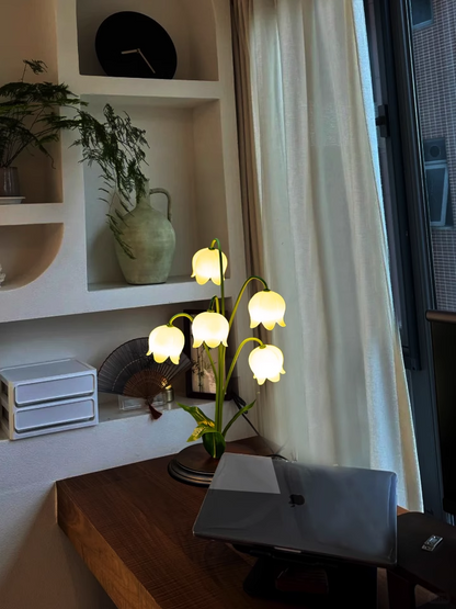 Lily of the Valley Table Lamp – Modern Minimalist Design with Aluminum Body and LED