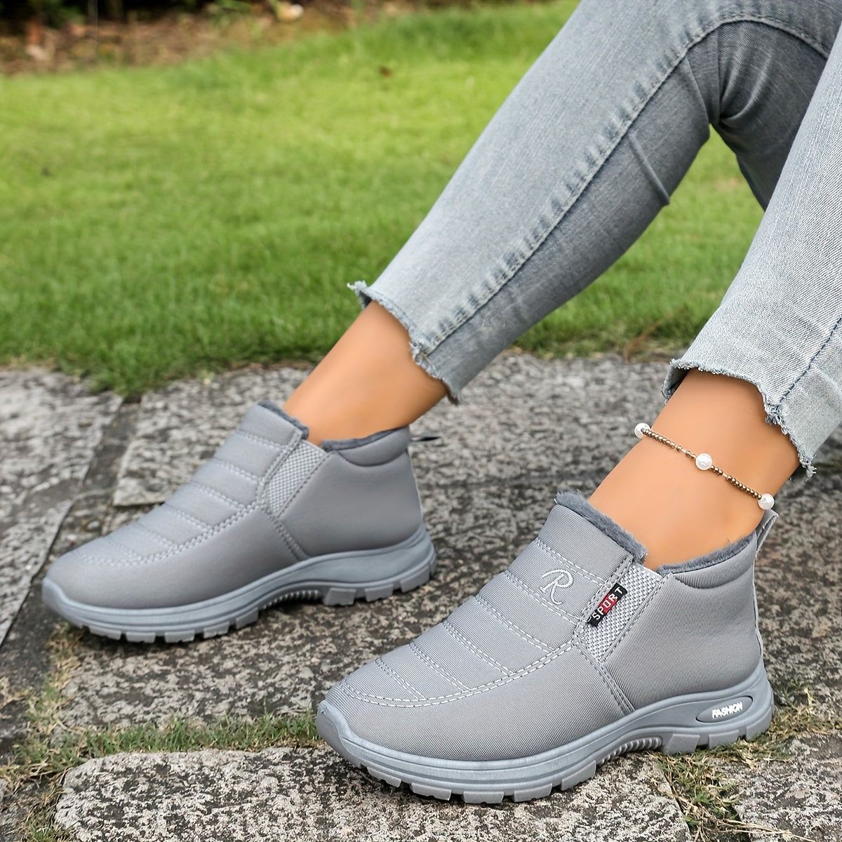 Unisex Warm Sheepskin-Lined Boots , Easy To Wear, Comfortable When Walking