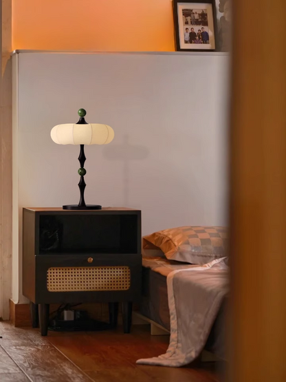 Antique Style Table Lamp – Modern Design with LED