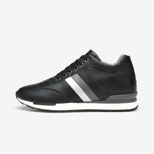 Elliot | +2.3-3.1"