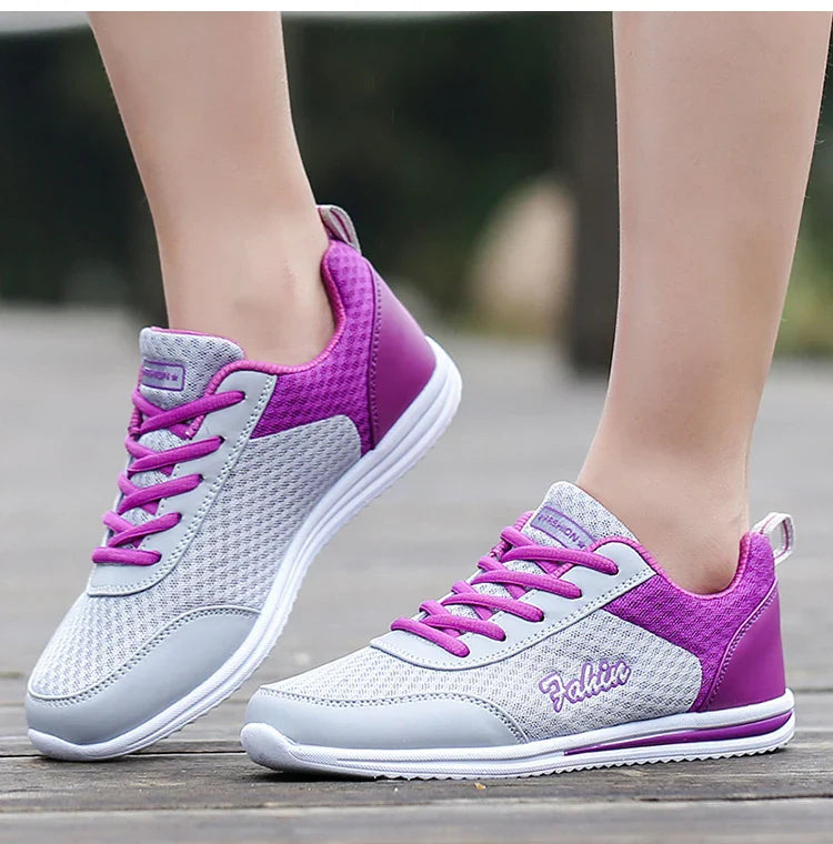 Beatrice Glide Sneakers™