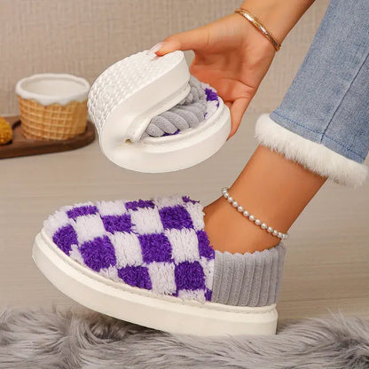 Checkered Plaid Cozy Slipper™