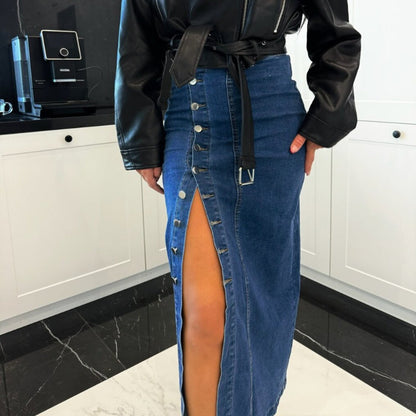 Stylish Button-Front Split Bodycon Skirt - Day to Night Chic