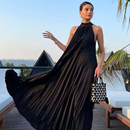 Women's Halter Neck Pleated Flowy Maxi Dress