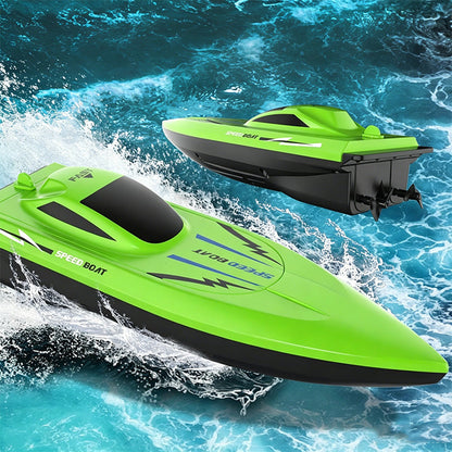 2.4G High-Speed RC Boat with Dual Motors